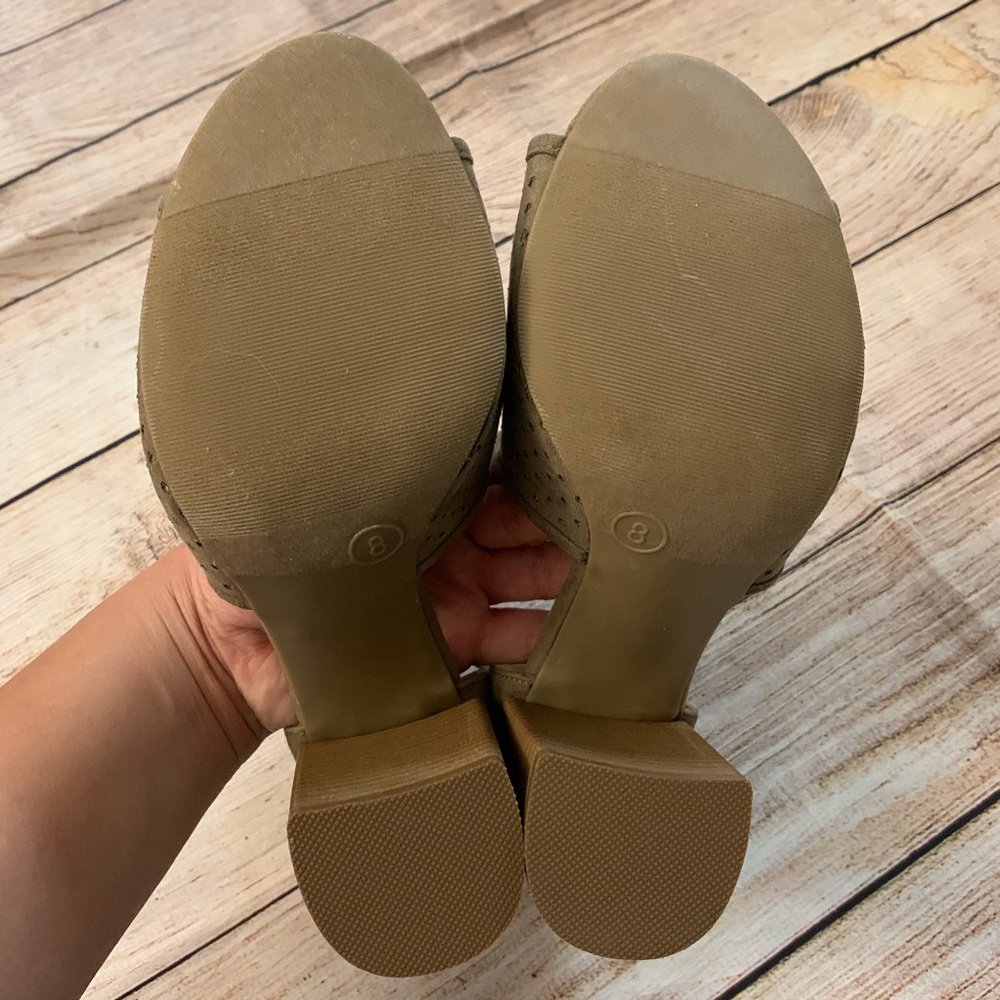 Universal Thread Hannah Block Heeled Pumps - Picture 4 of 6